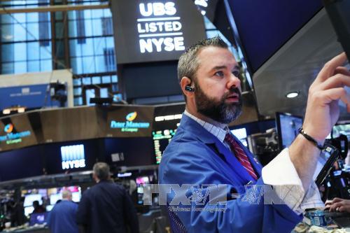 Chỉ số Dow Jones tăng điểm 9 phiên liên tiếp, kỷ lục 30 năm ảnh 1